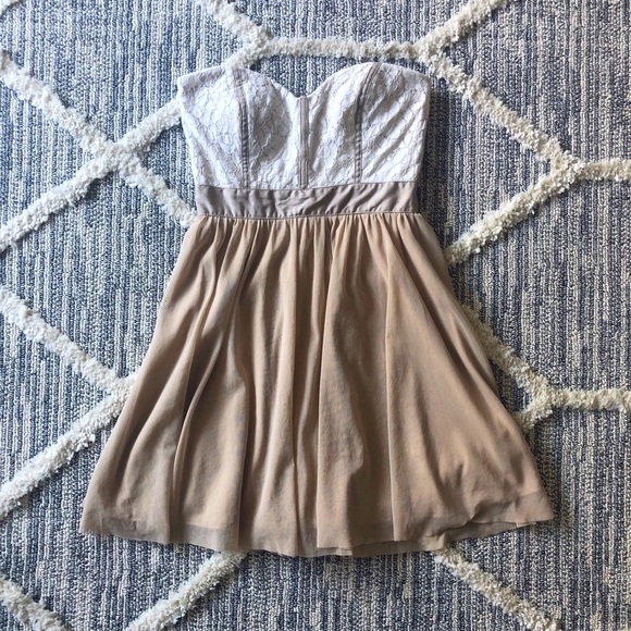 ASOS Chiffon and lace dress size US 4 - Picture 1 of 7